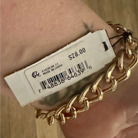 Guess Black Resin Crystal Lock Chunky Link Charm Bracelet Toggle Lock 9” - Picture 6 of 8